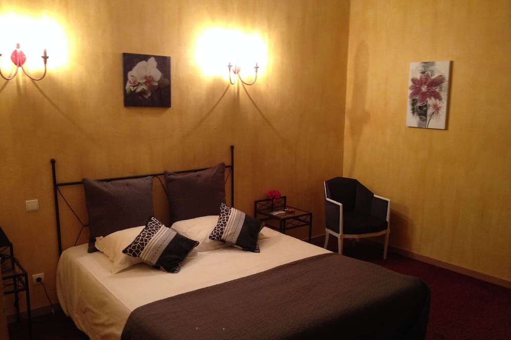 Photo of Bedroom in Pertuis