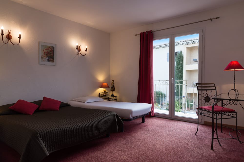 Photo of Bedroom in Pertuis