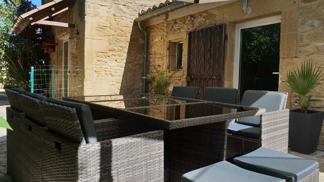 Photo of Patio Balcony in Sernhac