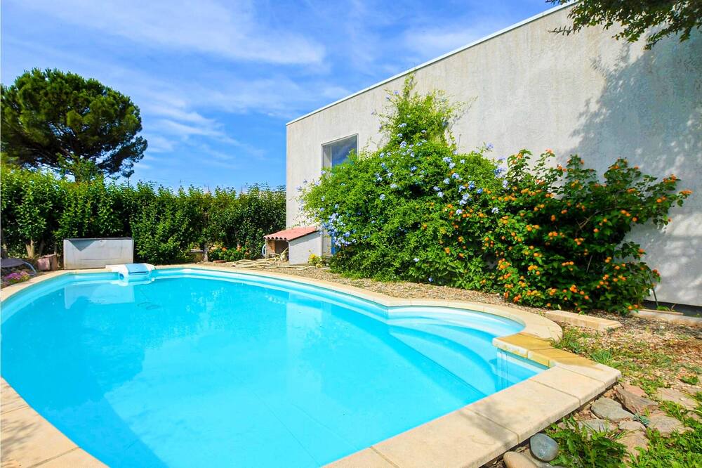 Photo of Outdoor in Montfavet