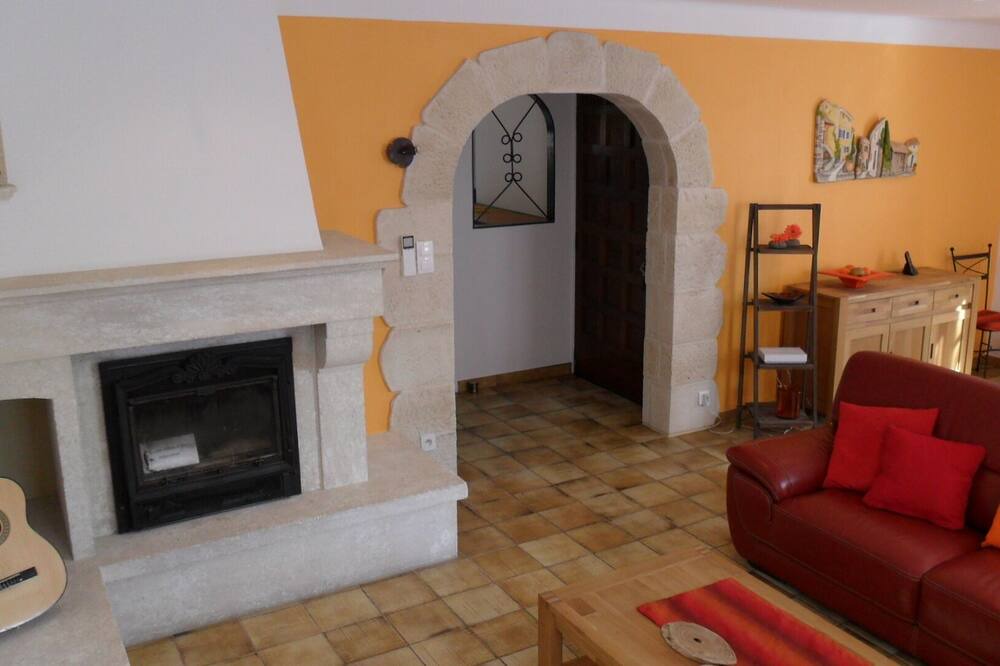Photo of Livingroom in Maillane