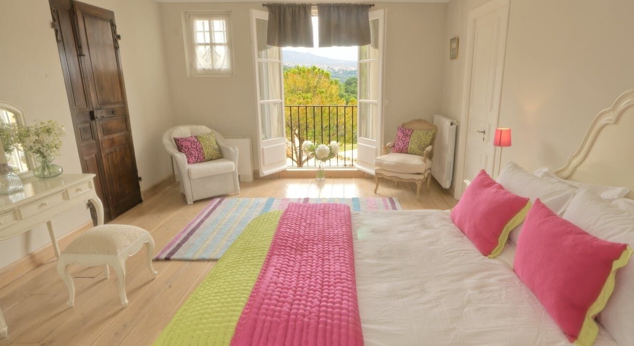 Photo of Bedroom in Venasque