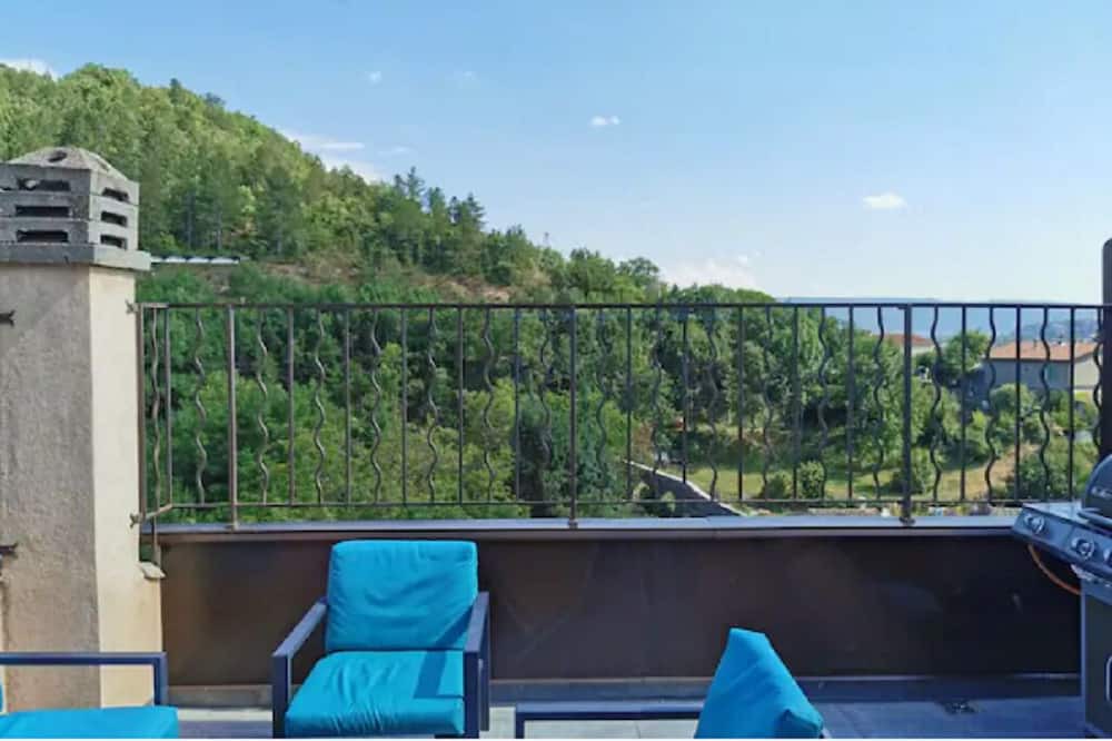 Photo of Patio Balcony in Volonne