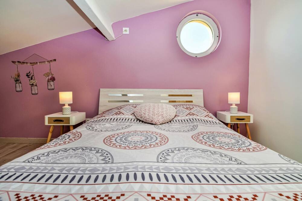 Photo of Bedroom in Laudun