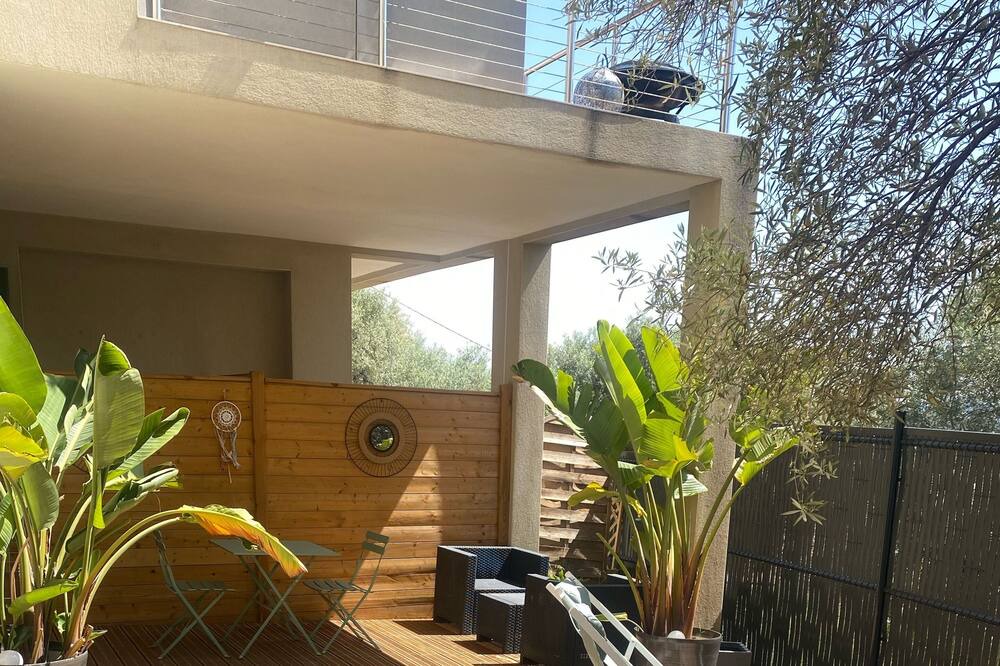 Photo of Patio Balcony in La Farlede