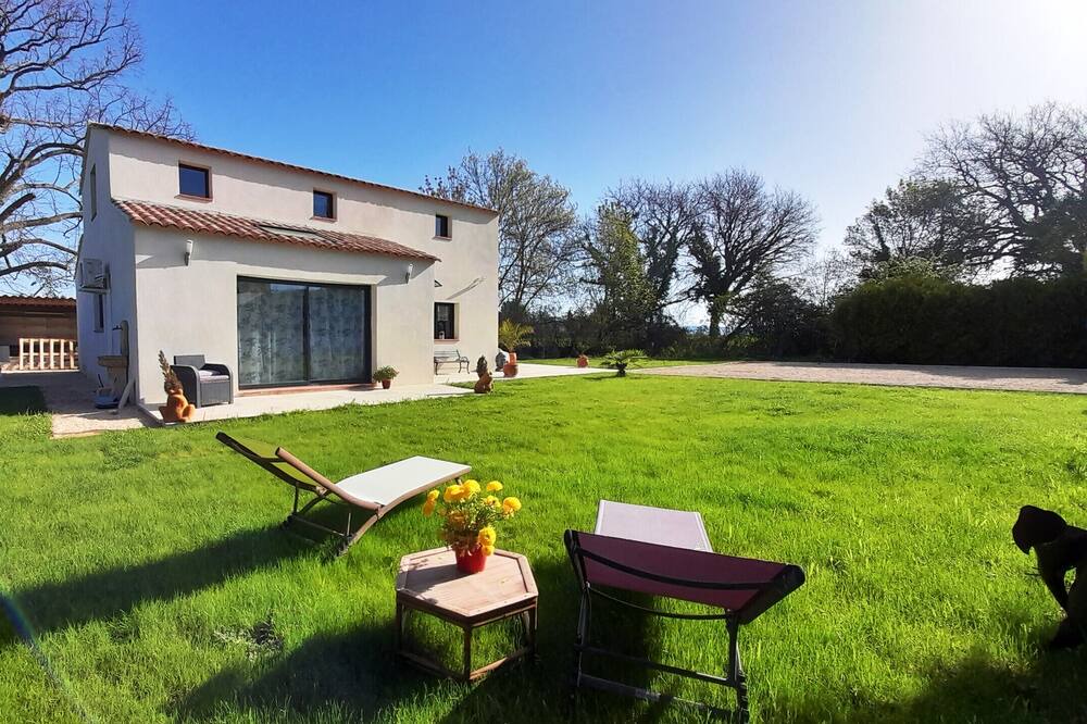Photo of Outdoor in Meyrargues