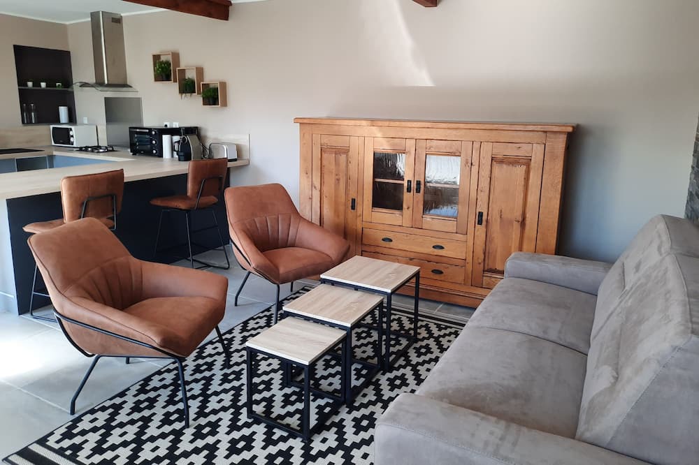Photo of Livingroom in Pelissanne