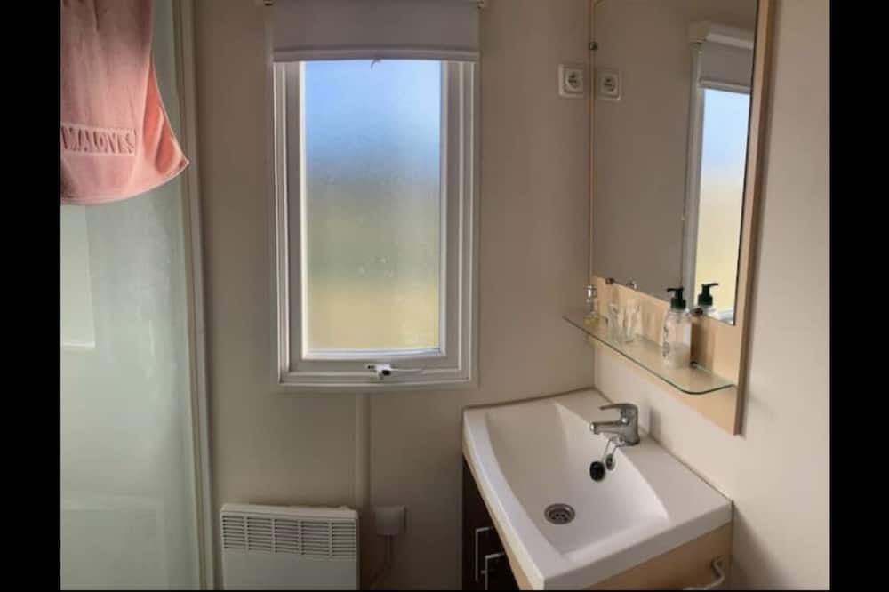 Photo of Bathroom in Charleval