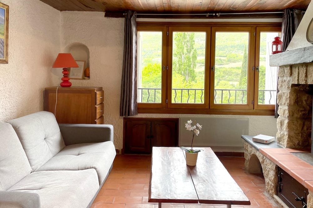 Photo of Livingroom in La Roche-sur-le-Buis