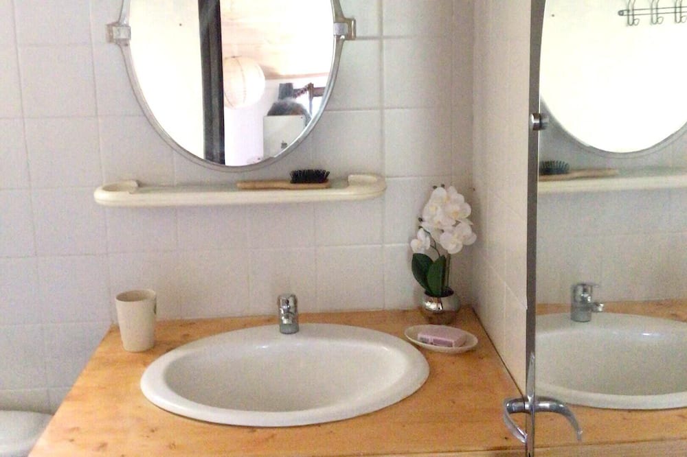 Photo of Bathroom in Vacheres