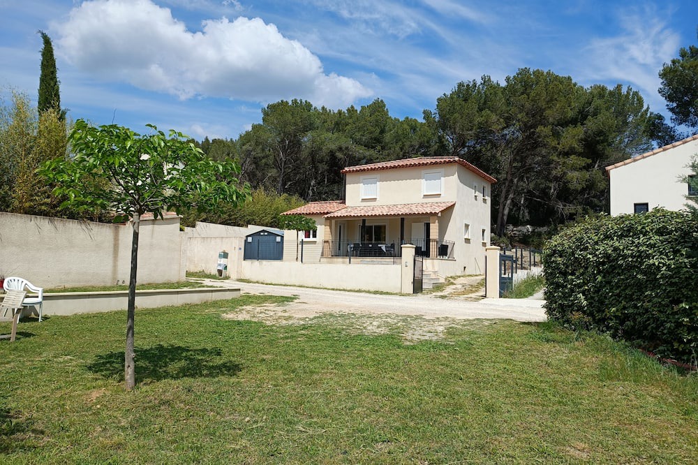 Photo of Outdoor in Pelissanne