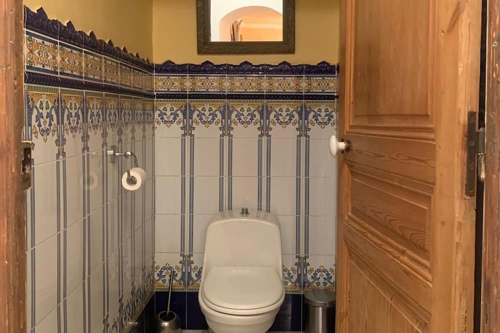 Photo of Bathroom in La Valette-du-Var