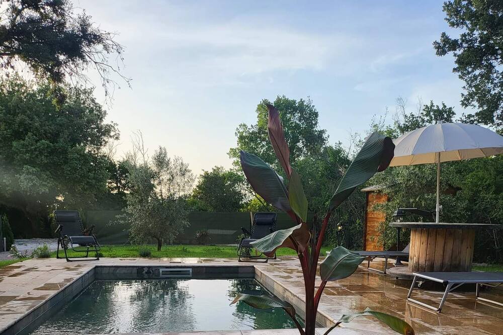 Photo of Outdoor in Meyrargues