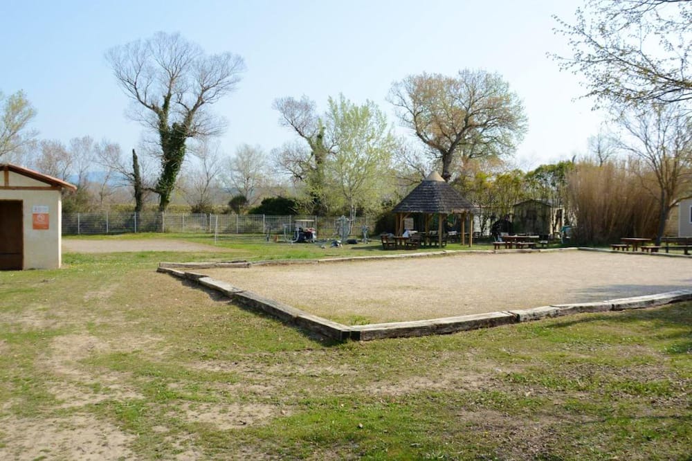 Photo of Outdoor in La Roque-d'Antheron