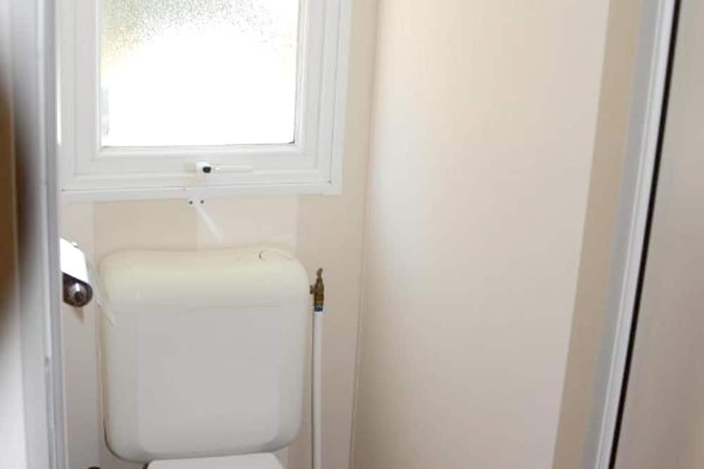 Photo of Bathroom in La Roque-d'Antheron