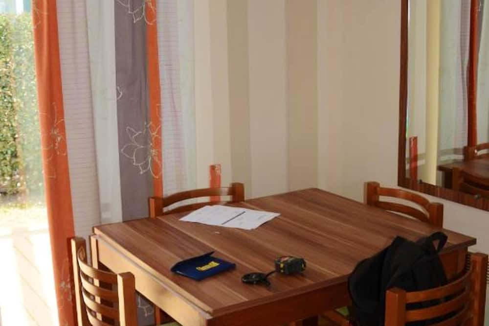 Photo of Kitchen in La Roque-d'Antheron