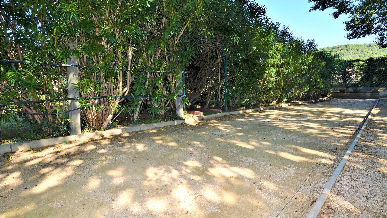 Photo of Outdoor in Mondragon