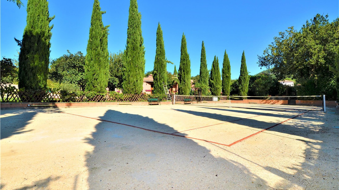 Photo of Others in Mondragon