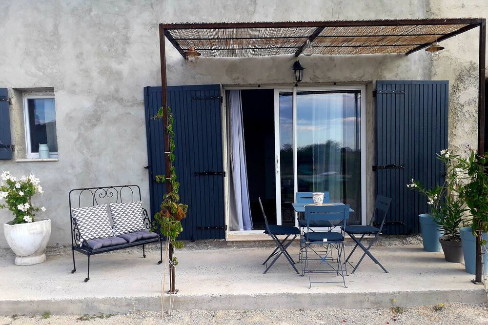 Photo of Patio Balcony in Violes