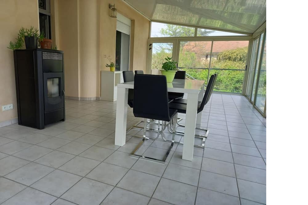 Photo of Patio Balcony in Villes-sur-Auzon