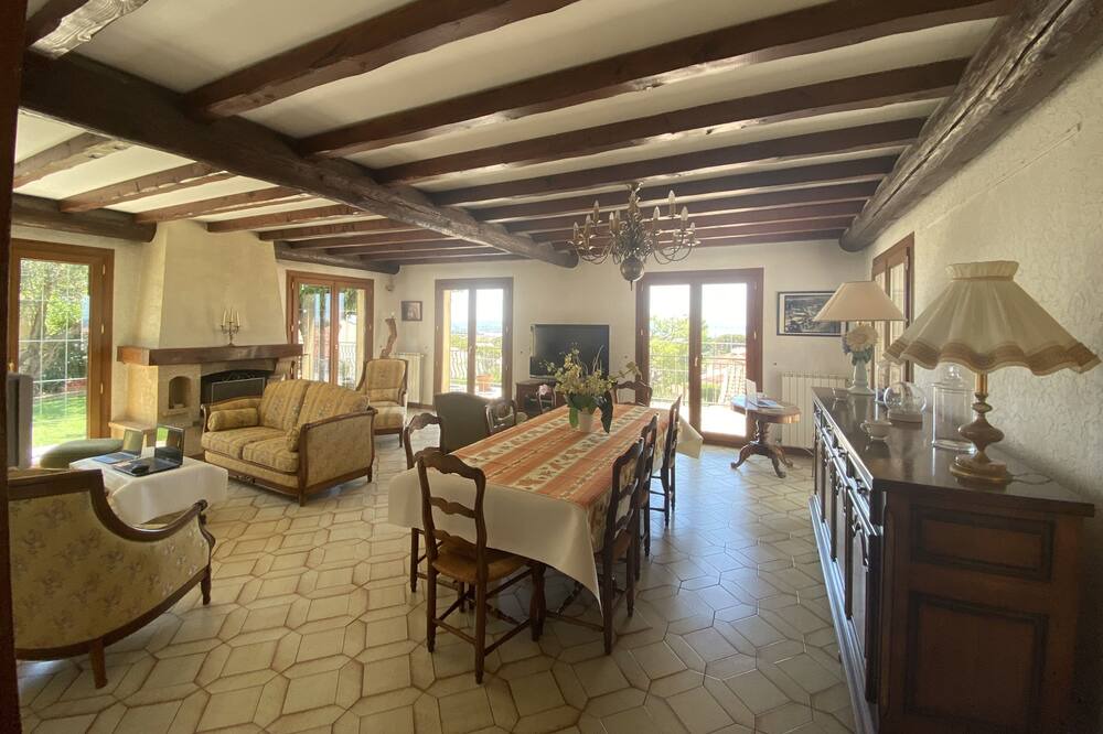 Photo of Livingroom in Vitrolles