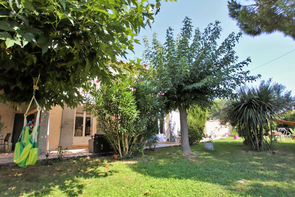 Photo of Others in Montfavet