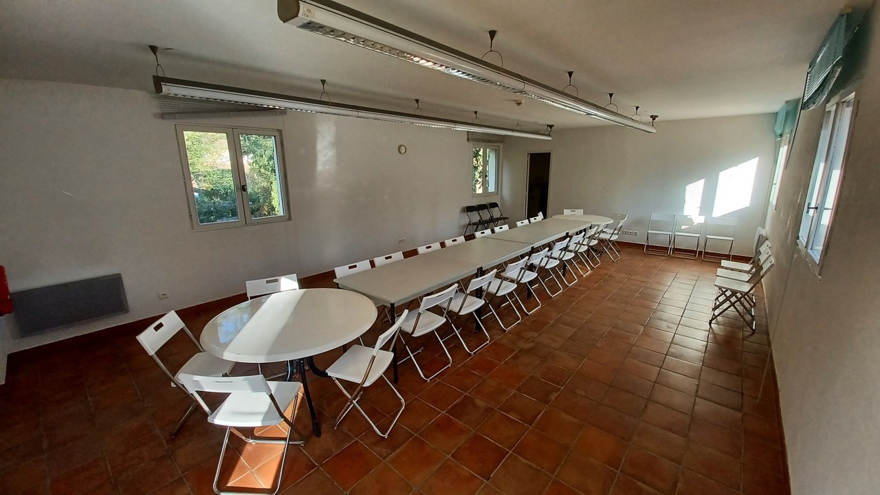 Photo of Others in Le Val