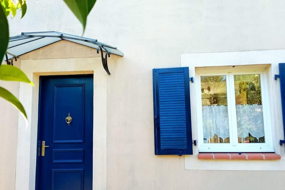 Photo of Outdoor in Morieres-les-Avignon