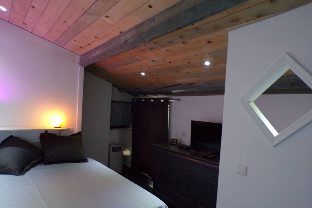 Photo of Bedroom in Montfrin