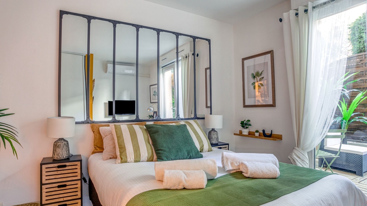 Photo of Bedroom in La Plage