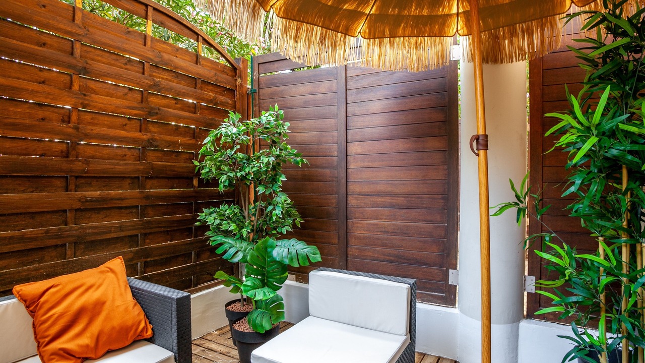 Photo of Patio Balcony in La Plage