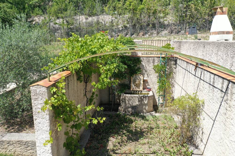 Photo of Outdoor in Cruis