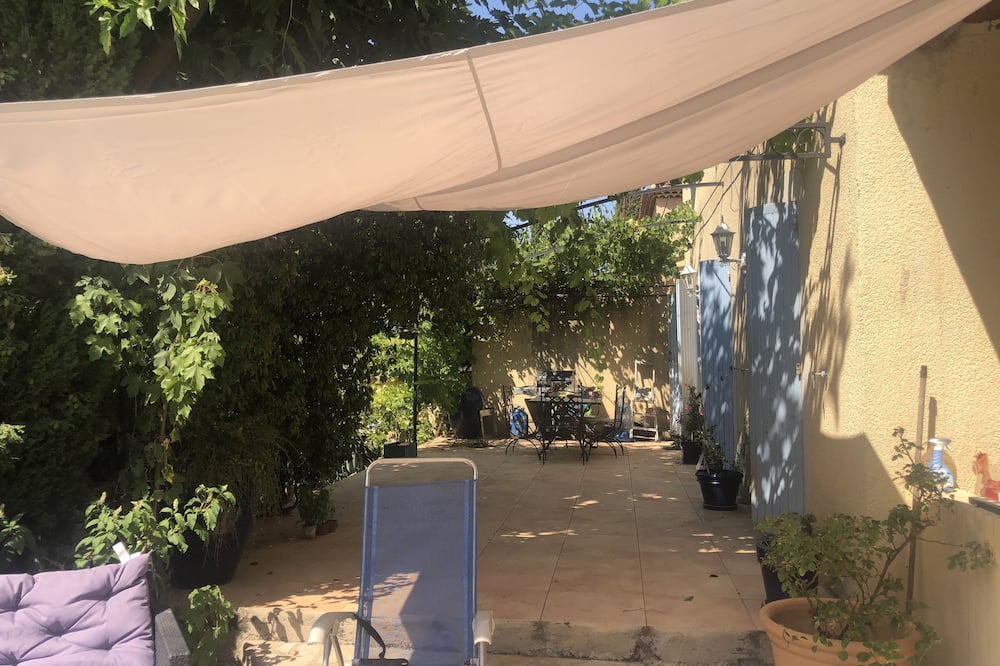 Photo of Outdoor in Saint-Mitre