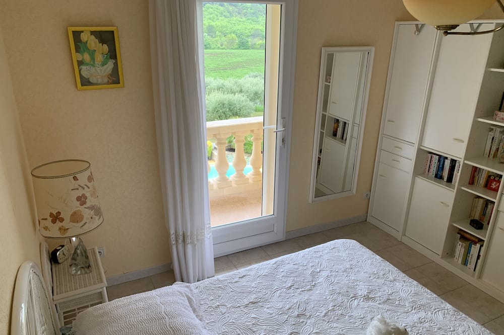 Photo of Bedroom in Oraison