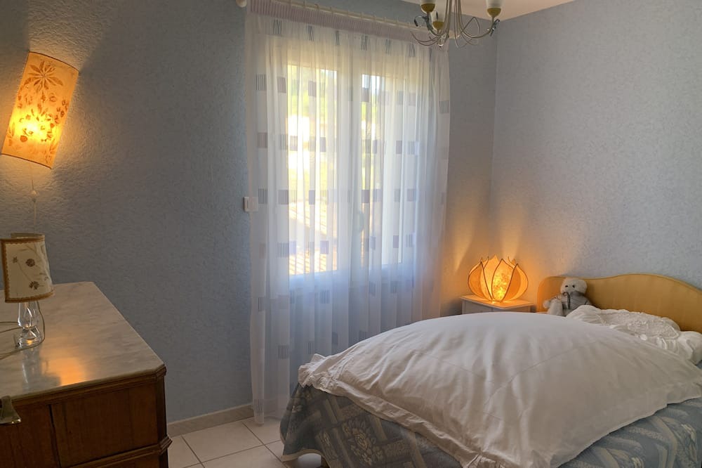 Photo of Bedroom in Oraison