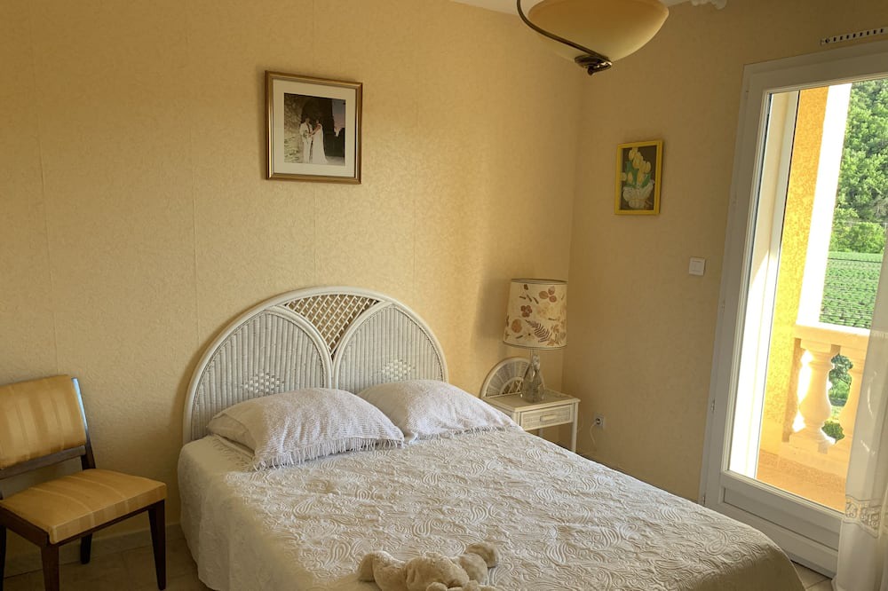 Photo of Bedroom in Oraison