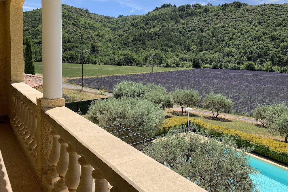 Photo of Patio Balcony in Oraison