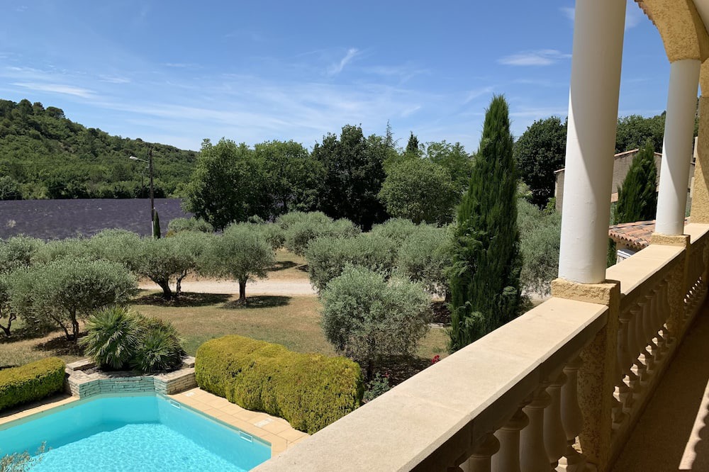 Photo of Patio Balcony in Oraison