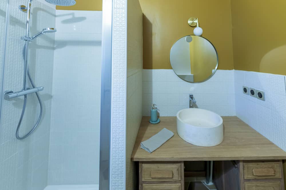 Photo of Bathroom in Fox-Amphoux