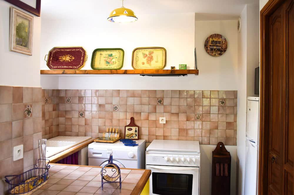 Photo of Kitchen in La Roche-sur-le-Buis