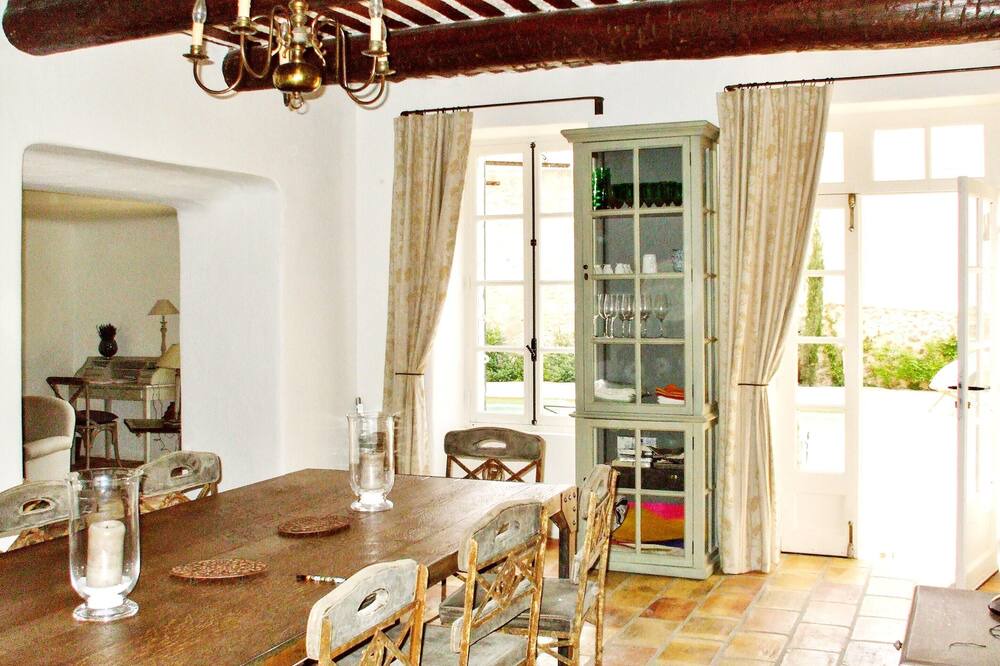 Photo of Livingroom in Molleges