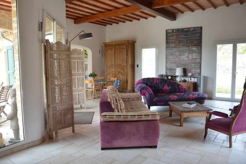 Photo of Livingroom in Lorgues