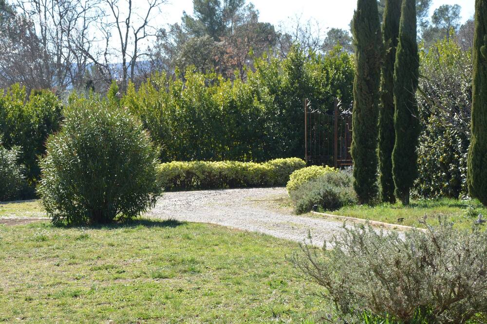 Photo of Outdoor in Lorgues