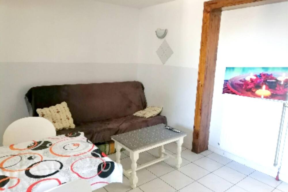 Photo of Livingroom in Montfavet