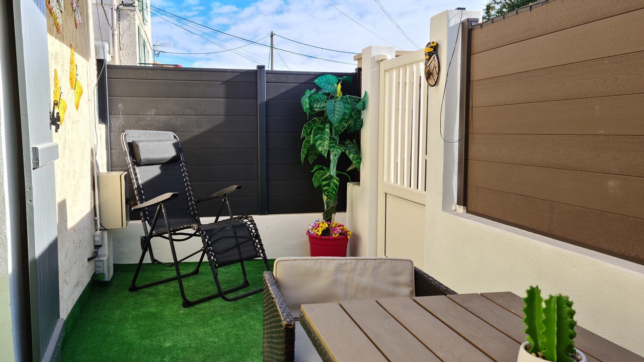 Photo of Patio Balcony in Peypin