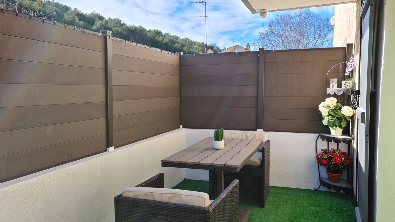 Photo of Patio Balcony in Peypin
