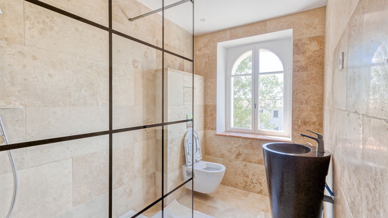 Photo of Bathroom in Gignac-la-Nerthe