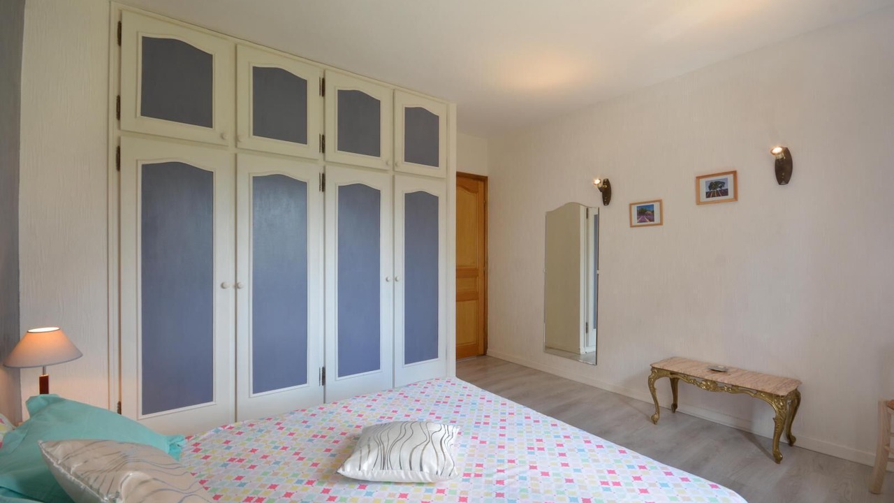 Photo of Bedroom in Saint-Saturnin-les-Apt