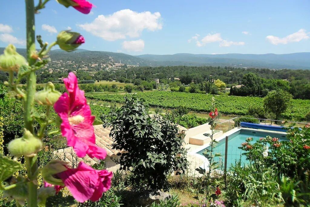 Photo of Outdoor in Saint-Saturnin-les-Apt