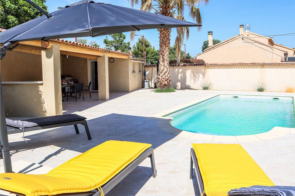 Photo of Outdoor in Entraigues-sur-la-Sorgue